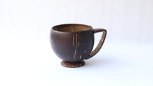 Load image into Gallery viewer, Coconut Shell Tea Cup
